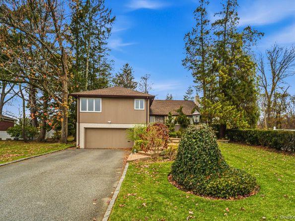 123 Robby Lane, Manhasset Hills NY 11040