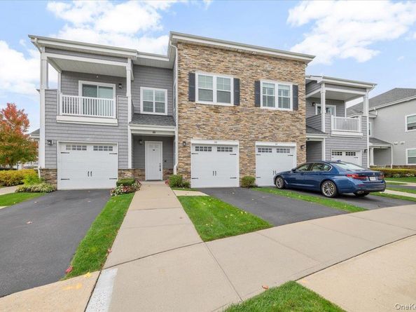 240 Fall Court, Elwood NY 11731