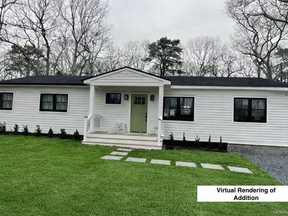 10 Shinnecock Lane, Hampton Bays NY 11946