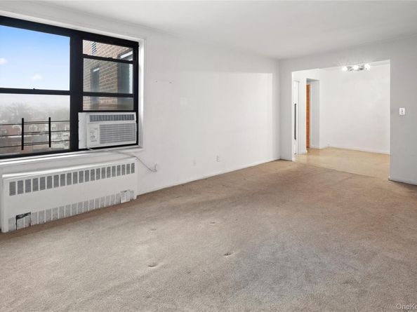 38-15 149th Street 6M, Flushing NY 11354