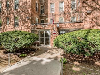 1475 Thieriot Avenue