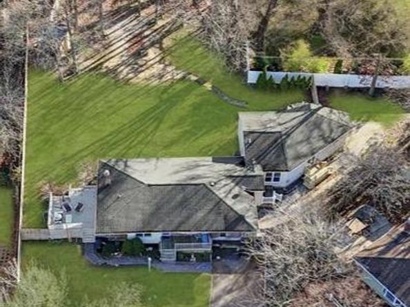 10 Westwind Drive, Bohemia NY 11716