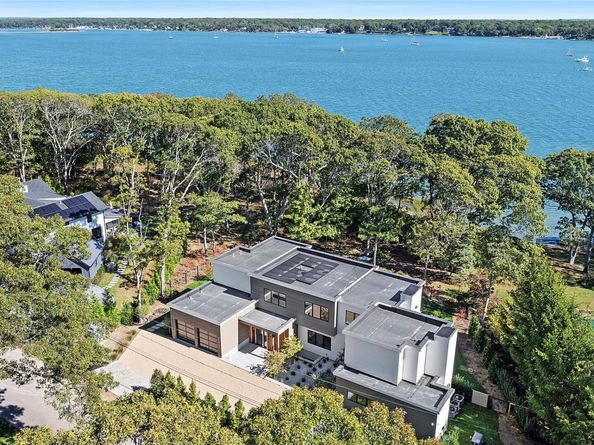 35 Springwood Way, East Hampton NY 11937