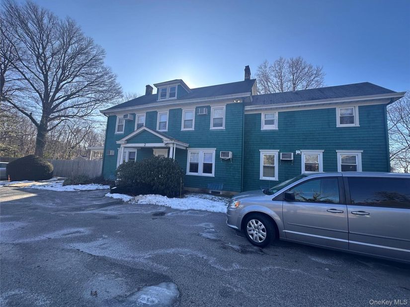 2 Old Cedar Swamp Road, Jericho NY 11753