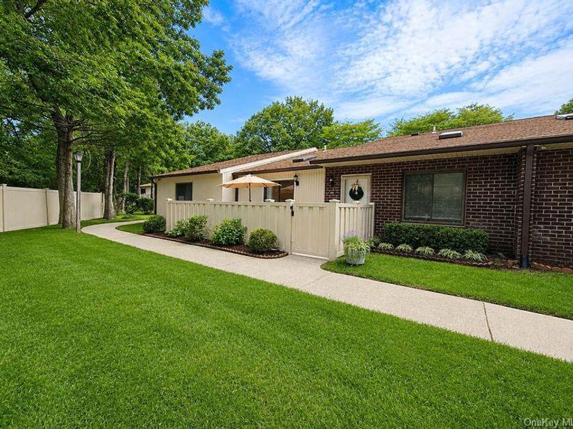 188 Birchwood Road, Coram NY 11727