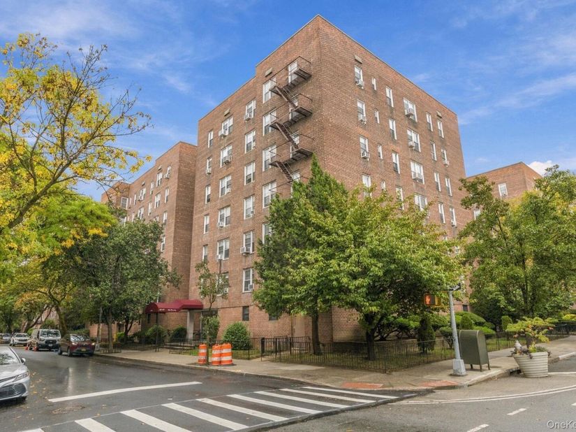 33-45 92nd Street 6K, Jackson Heights NY 11372