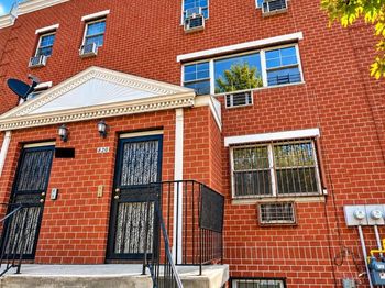 820 Bryant Avenue