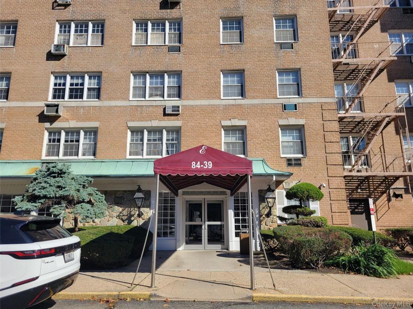 84-39 153rd Avenue 6L, Howard Beach NY 11414