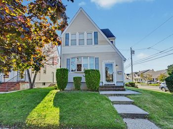 26 Munro Boulevard