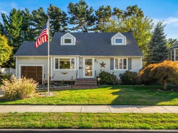 18 Nims Avenue