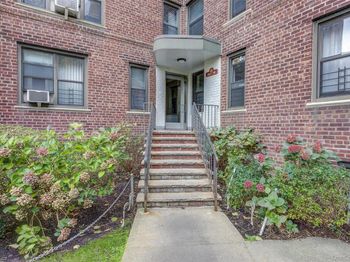 112-30 Northern Boulevard