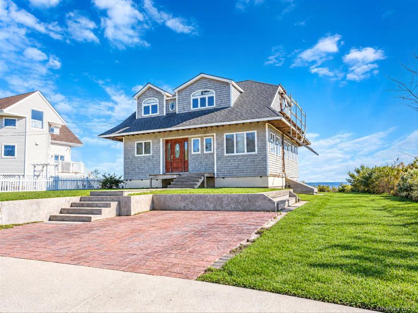 21 Oceanview Drive, Mastic Beach NY 11951