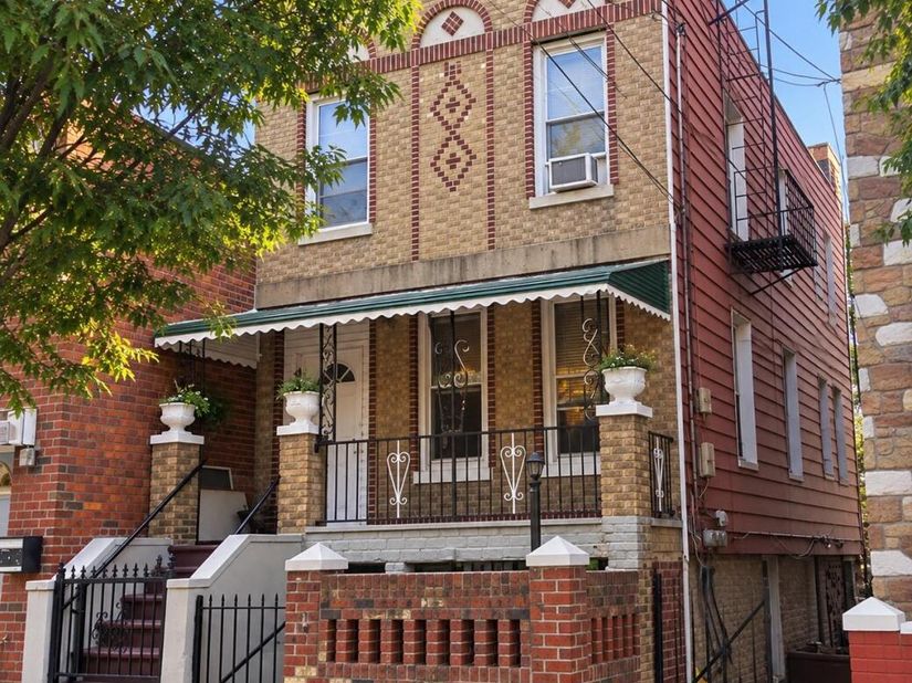 932 E 217th Street, Bronx NY 10469