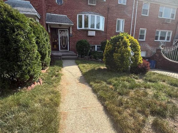 89-12 Desarc Road, Ozone Park NY 11417
