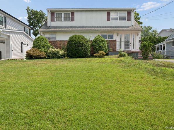 50 Hazelton Road, Yonkers NY 10710