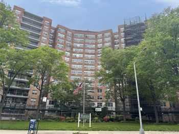 61-20 Grand Central Parkway