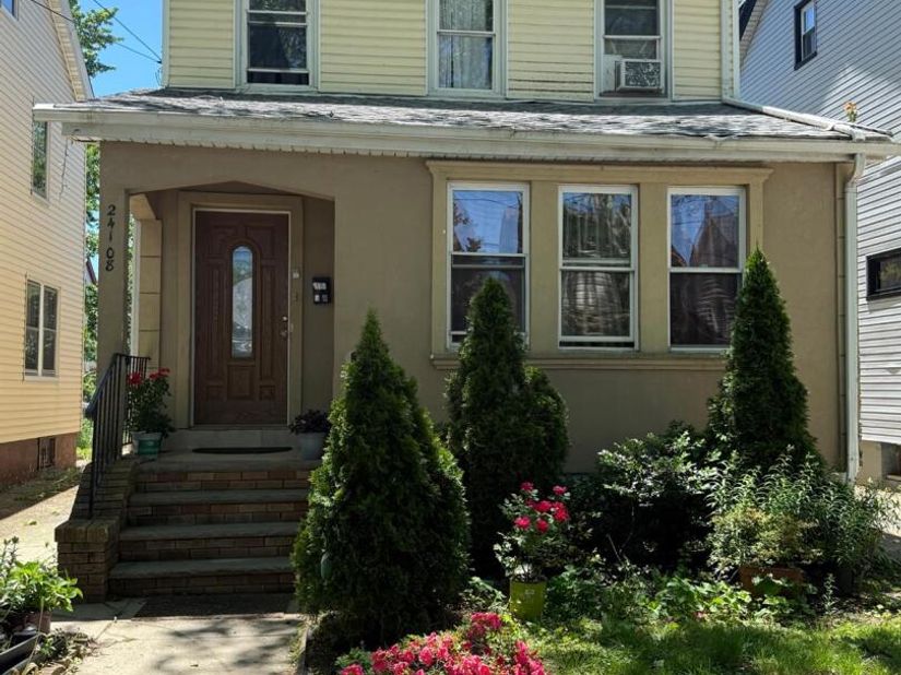 241-08 Mayda Road, Rosedale NY 11422
