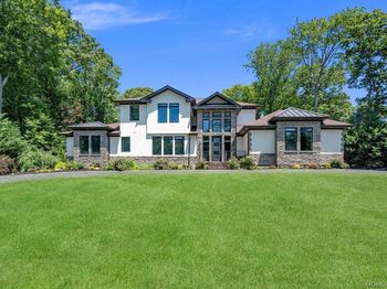 21 Arista Drive