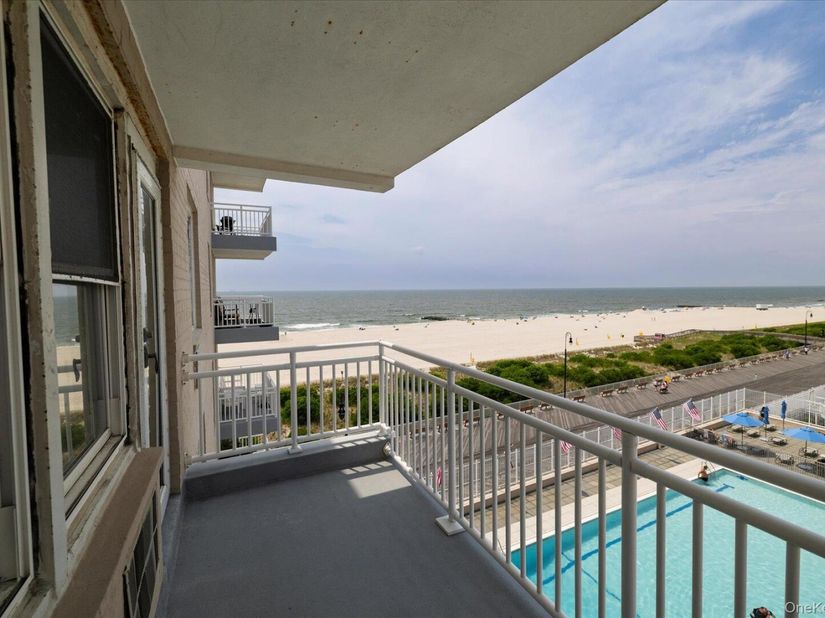 522 SHORE Road 5G, Long Beach NY 11561