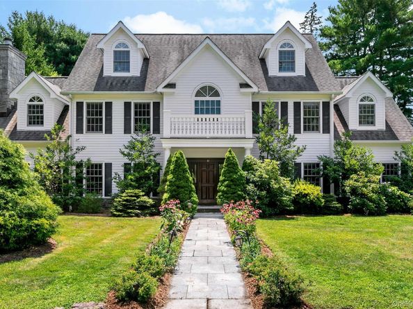 18 Sammis Lane, White Plains NY 10605