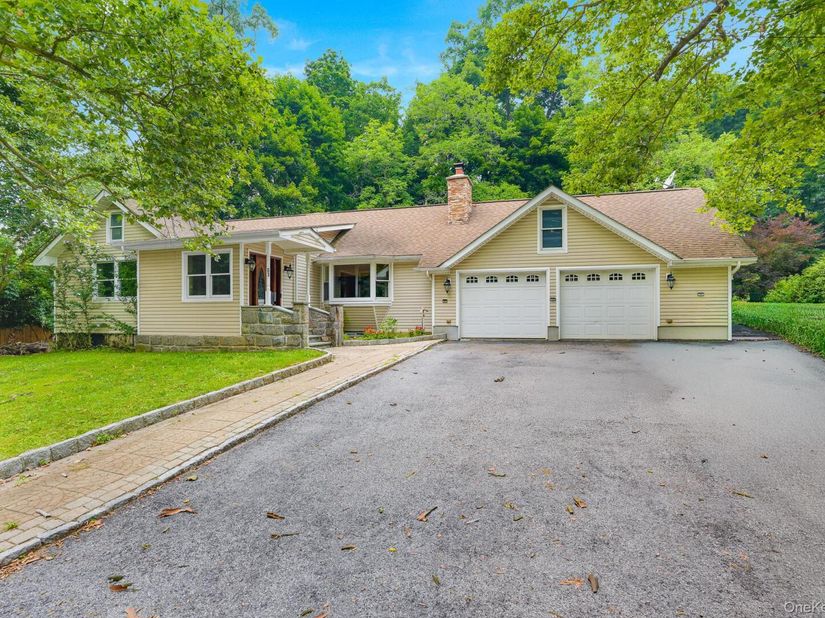 61 Underhill Road, Ossining NY 10562