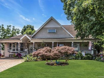 18 Hedge Lane