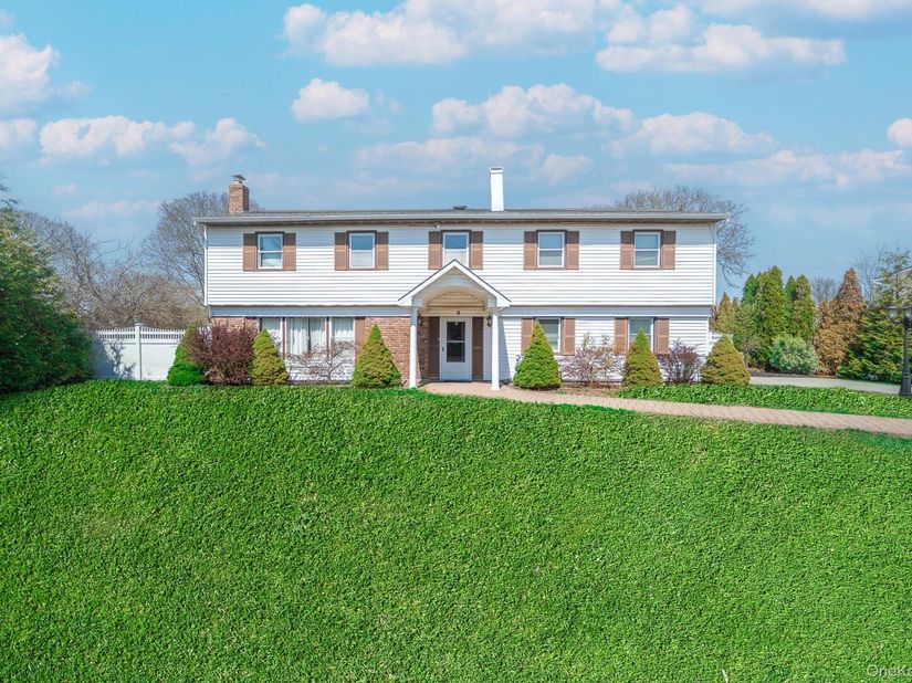 9 Michael Court, Centereach NY 11720
