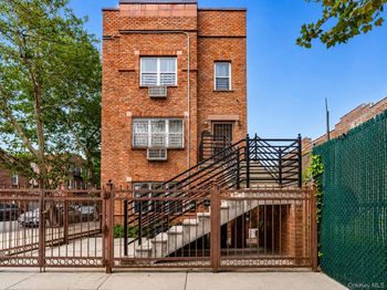 143 Newport Street
