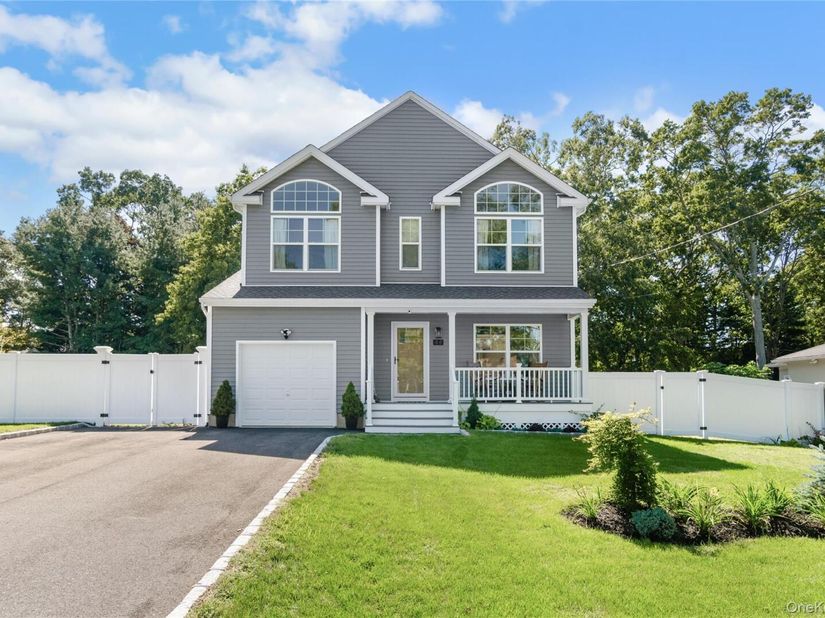 44 James Street, Patchogue NY 11772