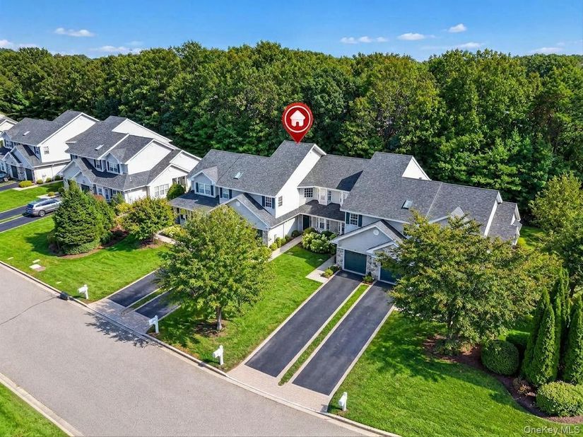 23 Willow Wood Drive, East Setauket NY 11733