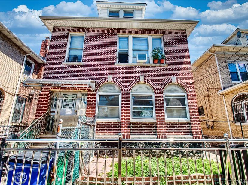 2540 Davidson Avenue, Bronx NY 10468