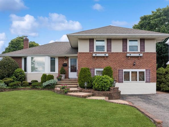 3962 Hahn Avenue, Bethpage NY 11714