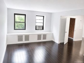83-83 118th Street