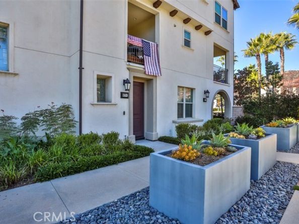 877 Orchid, Azusa CA 91702