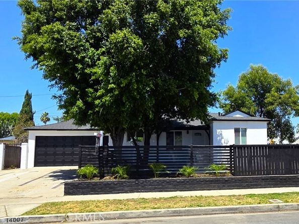 14007 Parthenia, Panorama City (los Angeles) CA 91402