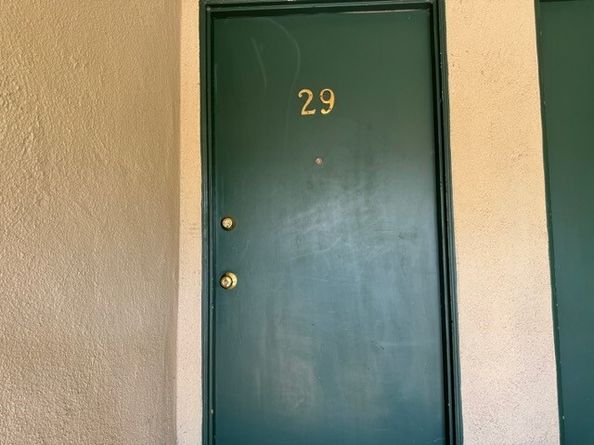 11138 Aqua Vista 29, North Hollywood (los Angeles) CA 91602