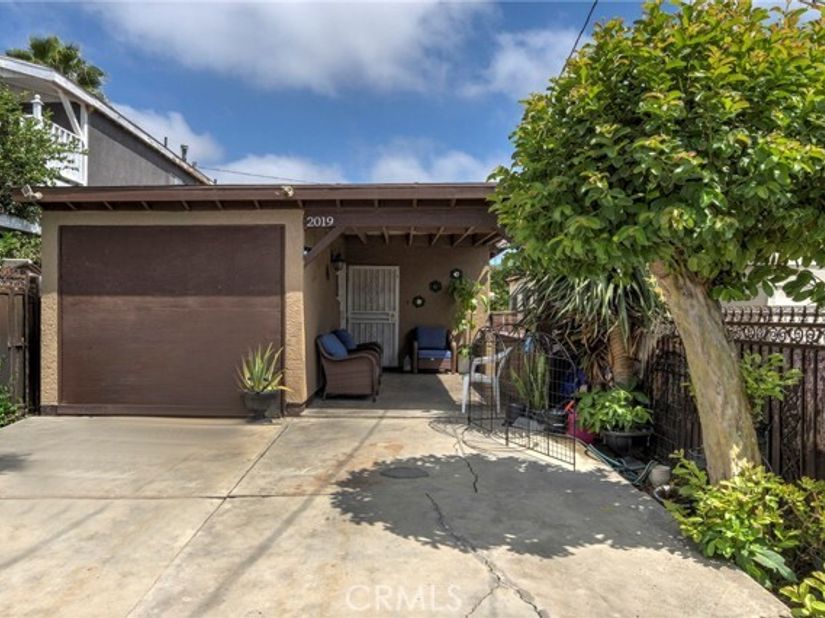 2019 E Shauer, Compton CA 90222