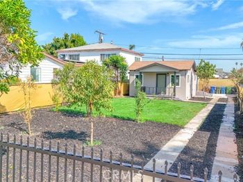 1433 W 96th