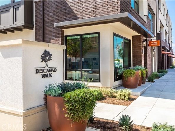 1050 Foothill Boulevard, Claremont CA 91711