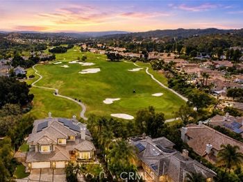 10 Skylark Way