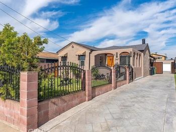 3667 W 110th