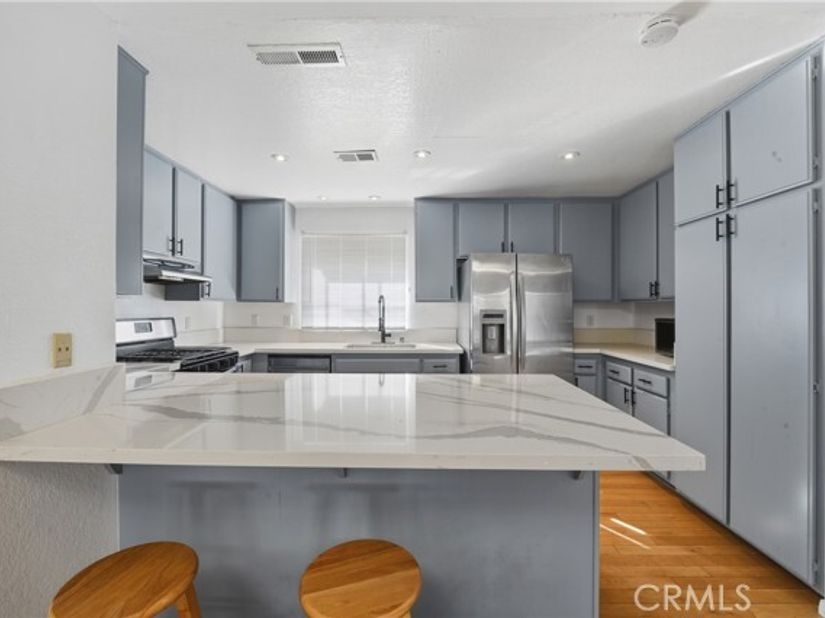 2915 E 60th Pl A, Huntington Park CA 90255