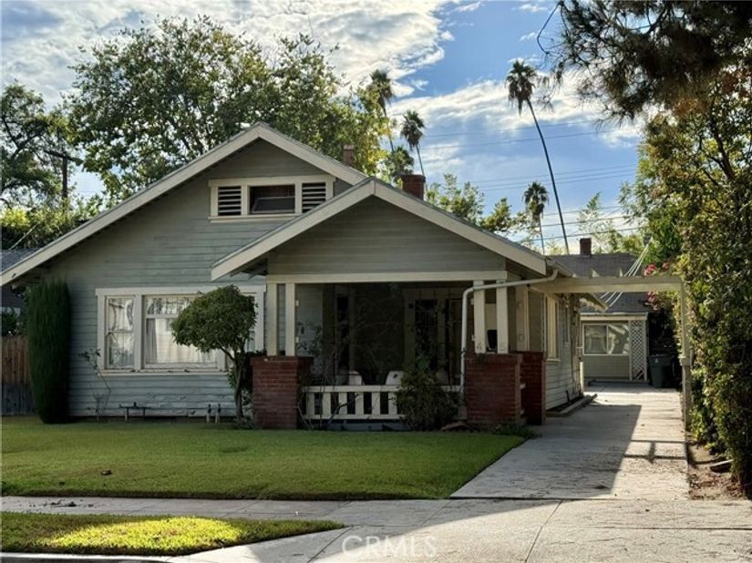 43 S Greenwood, Pasadena CA 91107