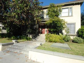 765 E California Boulevard