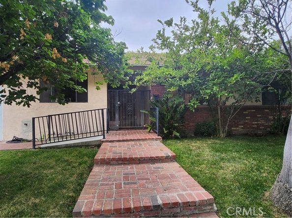 18725 Schoenborn Street, Northridge (los Angeles) CA 91324