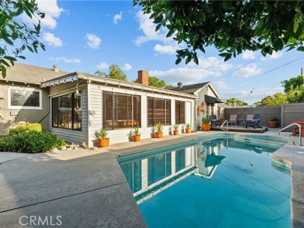 9548 Cedros Avenue, Panorama City (los Angeles) CA 91402