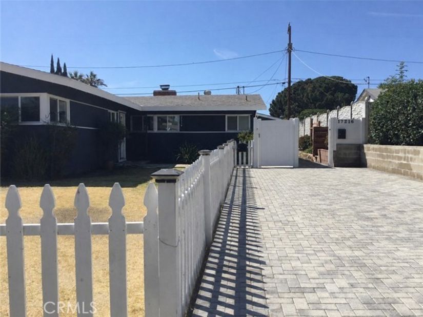 17214 Donmetz, Granada Hills (los Angeles) CA 91344