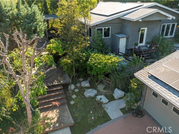 5653 Shirley Avenue, Tarzana (los Angeles) CA 91356