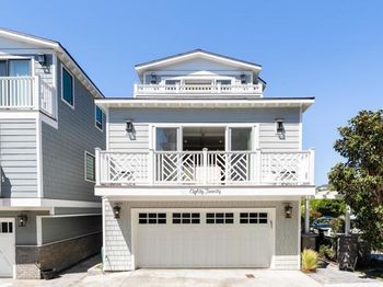 8020 La Jolla Shores Drive