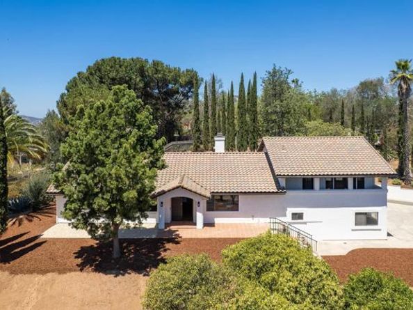 1650 Silver Tree Lane, Escondido CA 92026
